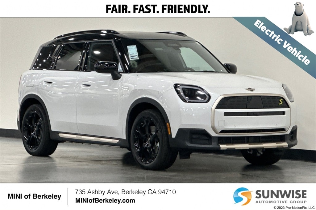 New 2025 MINI Countryman Iconic SUV