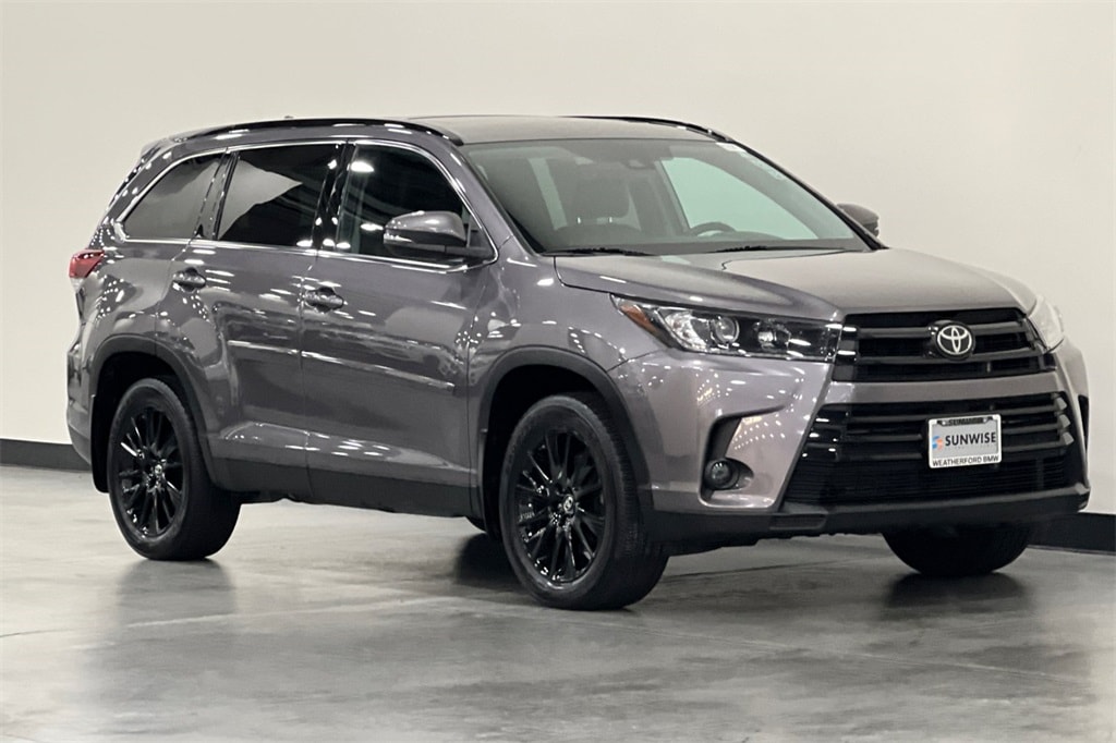 Used 2019 Toyota Highlander SE with VIN 5TDJZRFH5KS612576 for sale in Berkeley, CA