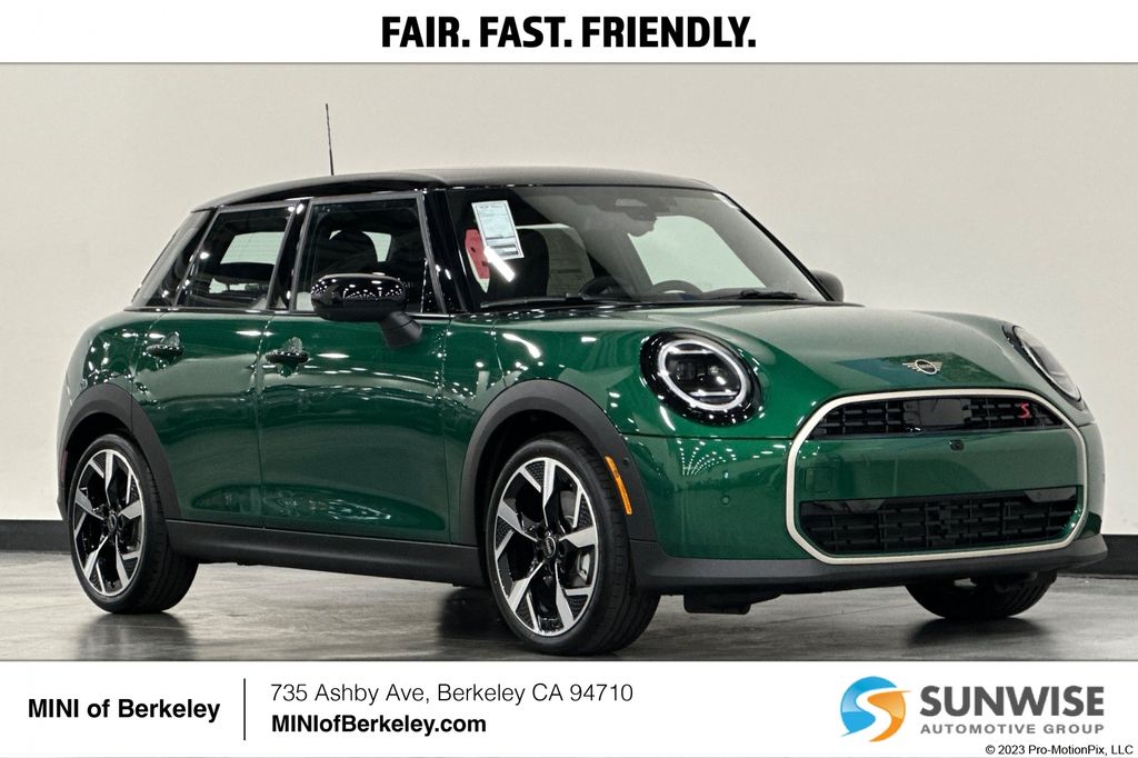 2026 MINI Hardtop Cooper S's photo