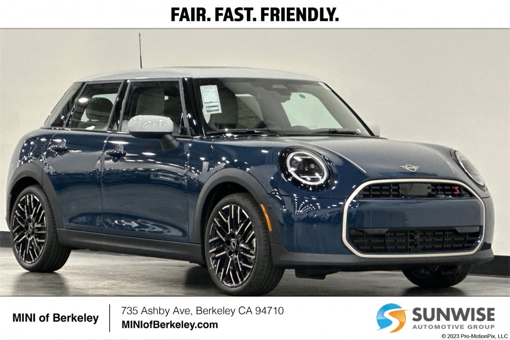 2026 MINI Hardtop 4 Door S's photo