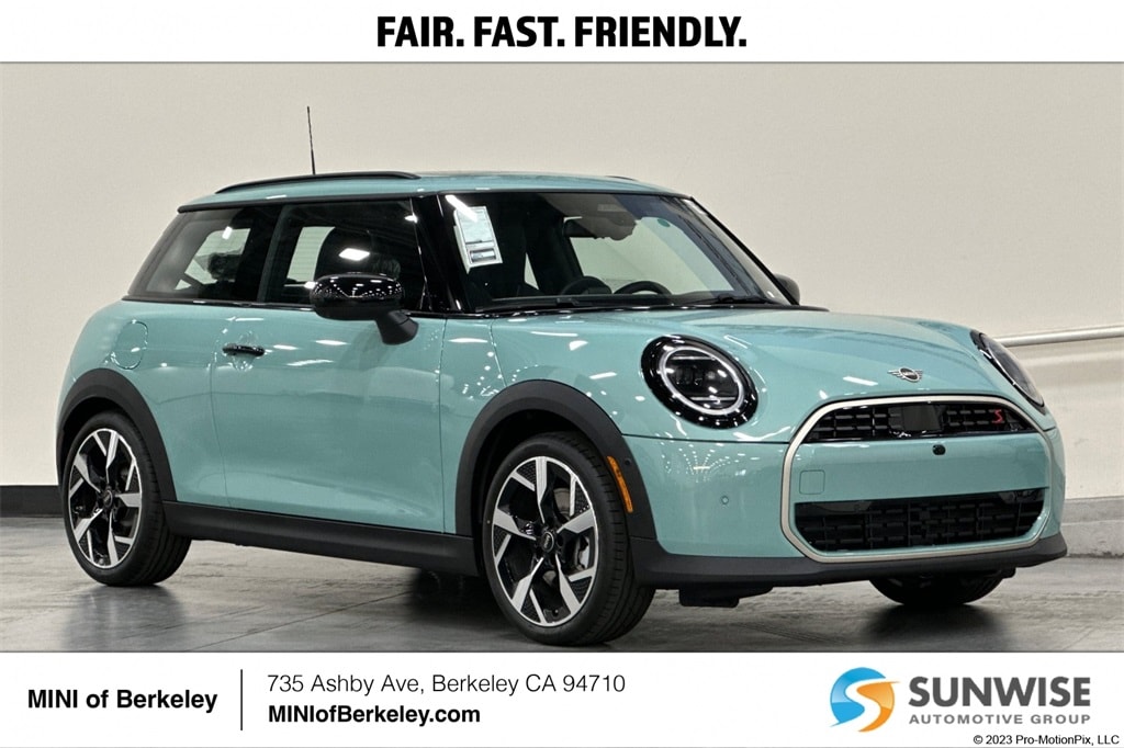 2026 MINI Hardtop 2 Door S's photo