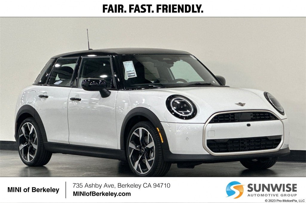 2026 MINI Hardtop 4 Door's photo