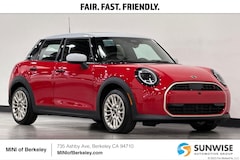 2025 MINI Hardtop 4 Door Iconic Hatchback