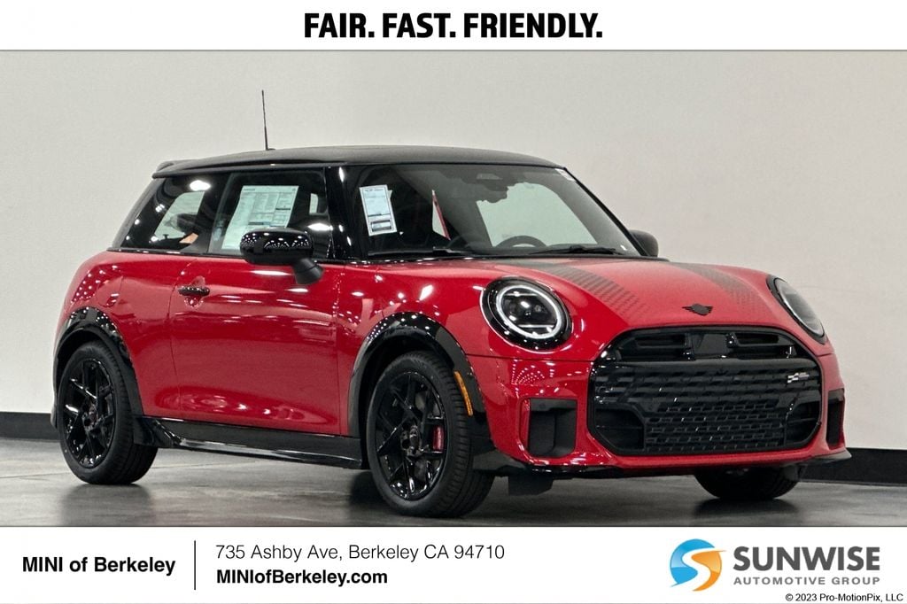 2026 MINI Hardtop John Cooper Works's photo