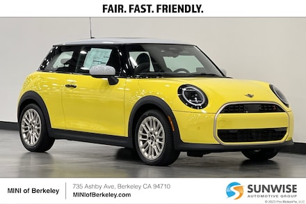 2025 MINI Hardtop 2 Door Signature Plus Hatchback