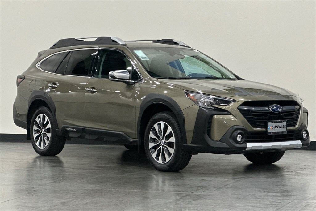 Used 2023 Subaru Outback Touring XT SUV