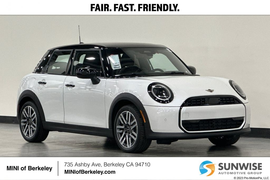 2026 MINI Hardtop's photo