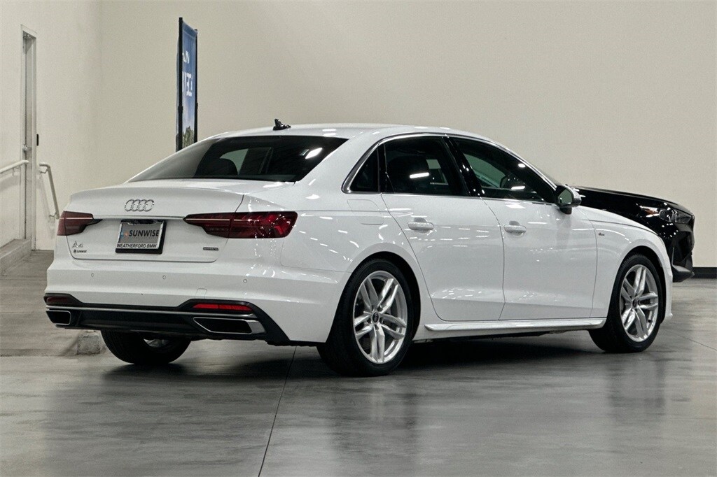 2024 Audi A4 45 S line Premium Plus Quattro photo 4