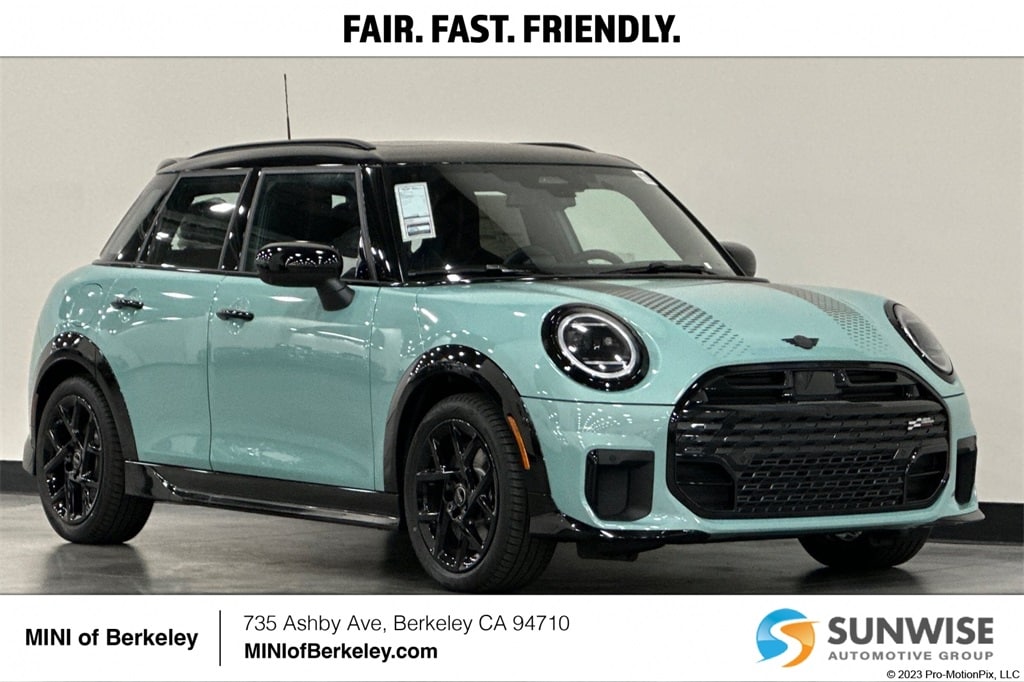 2026 MINI Hardtop 4 Door S's photo