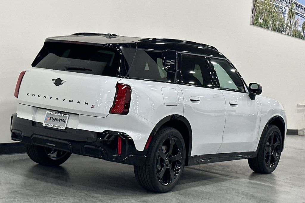 New 2027 MINI Countryman Iconic SUV