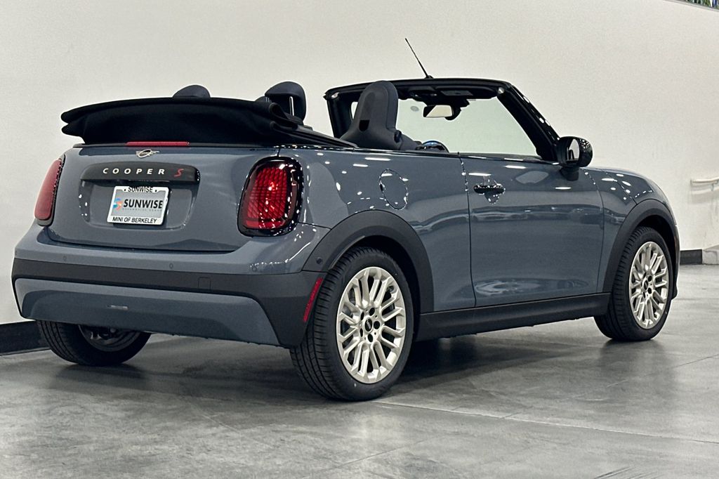 2026 MINI Convertible S - Photo 4