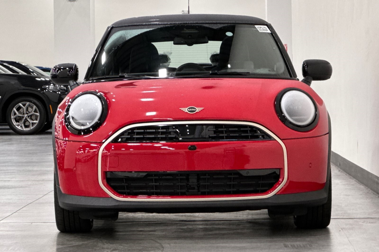 2025 Mini Cooper 2 Door Hardtop Iconic photo 3