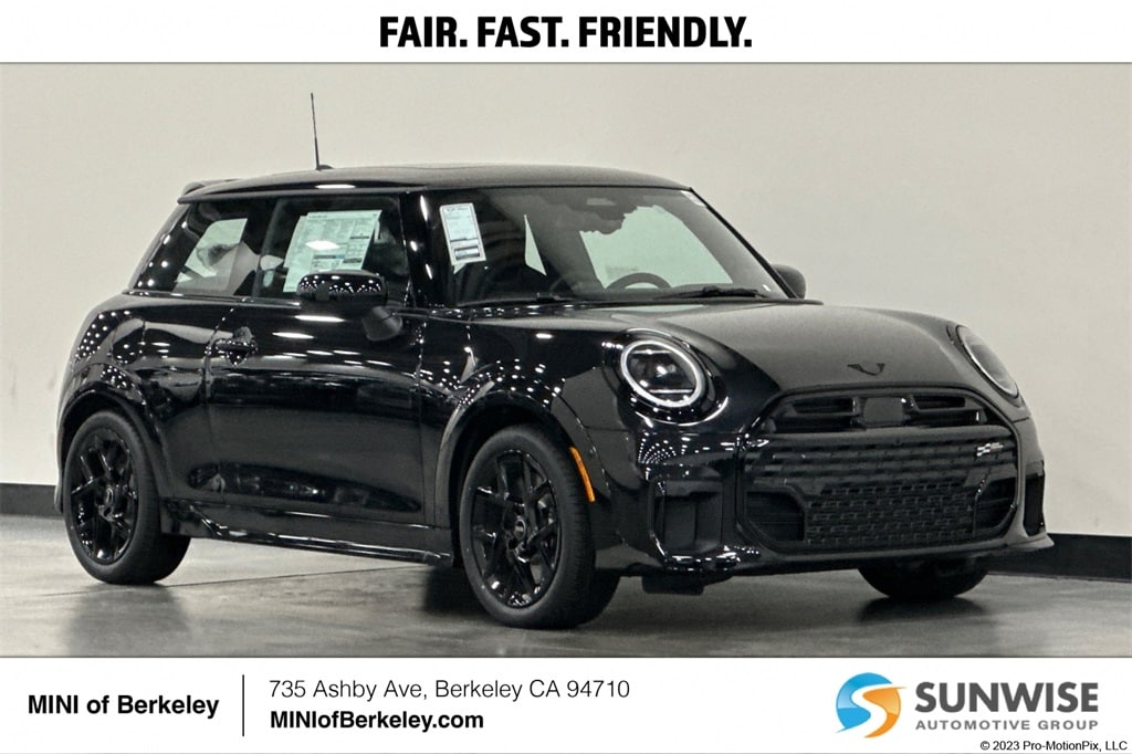 2026 MINI Hardtop 2 Door S's photo