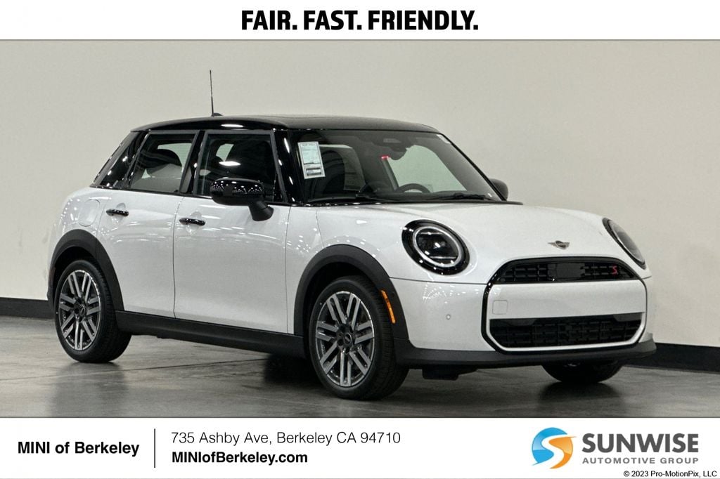 2026 MINI Hardtop Cooper S Signature's photo