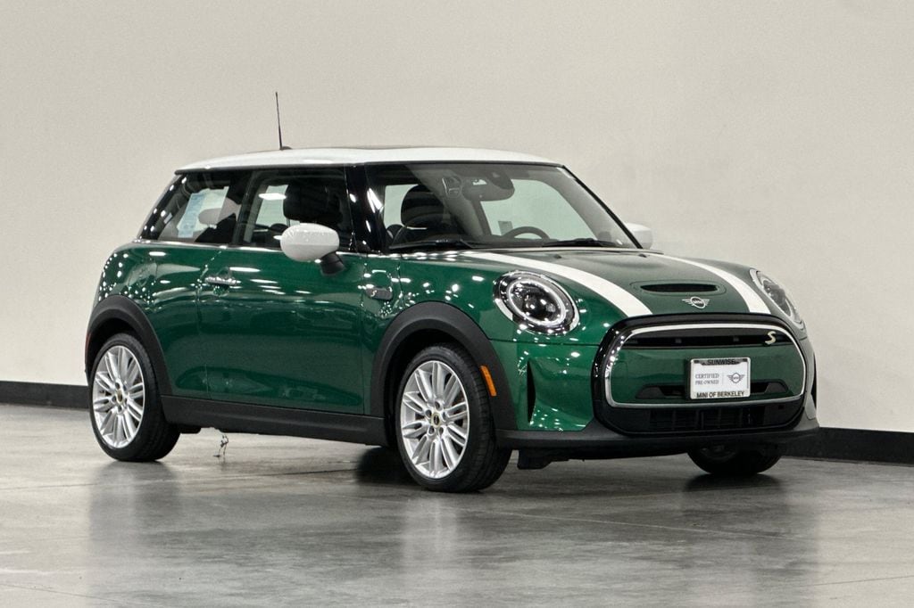 Used 2024 MINI Hardtop 2 Door SE with VIN WMW13DJ06R2U85583 for sale in Berkeley, CA