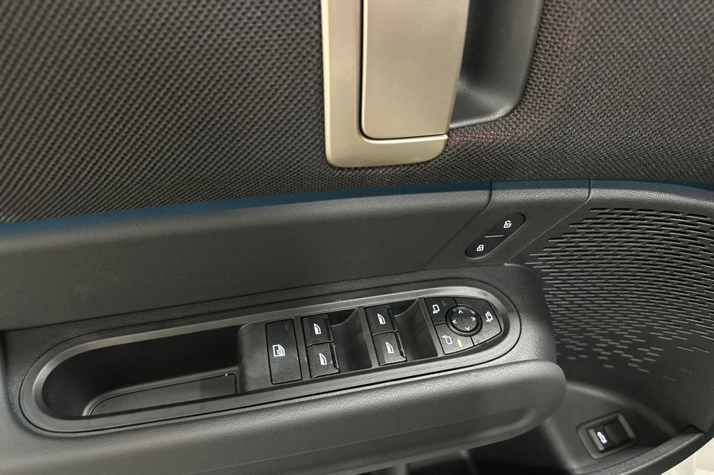 2026 MINI Countryman John Cooper Works - Photo 8