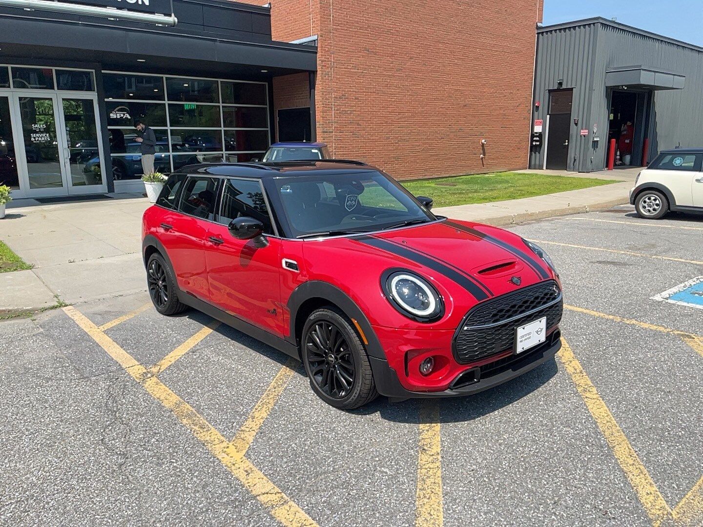 2023 Mini Clubman Base S ALL4 photo 3