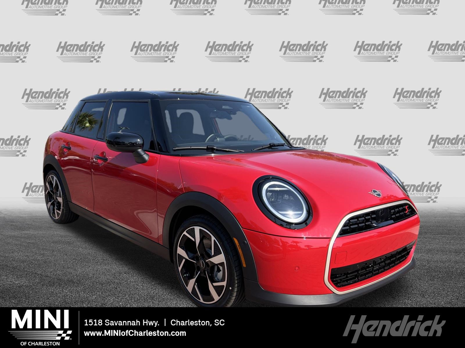 2026 MINI Hardtop Cooper S Signature's photo