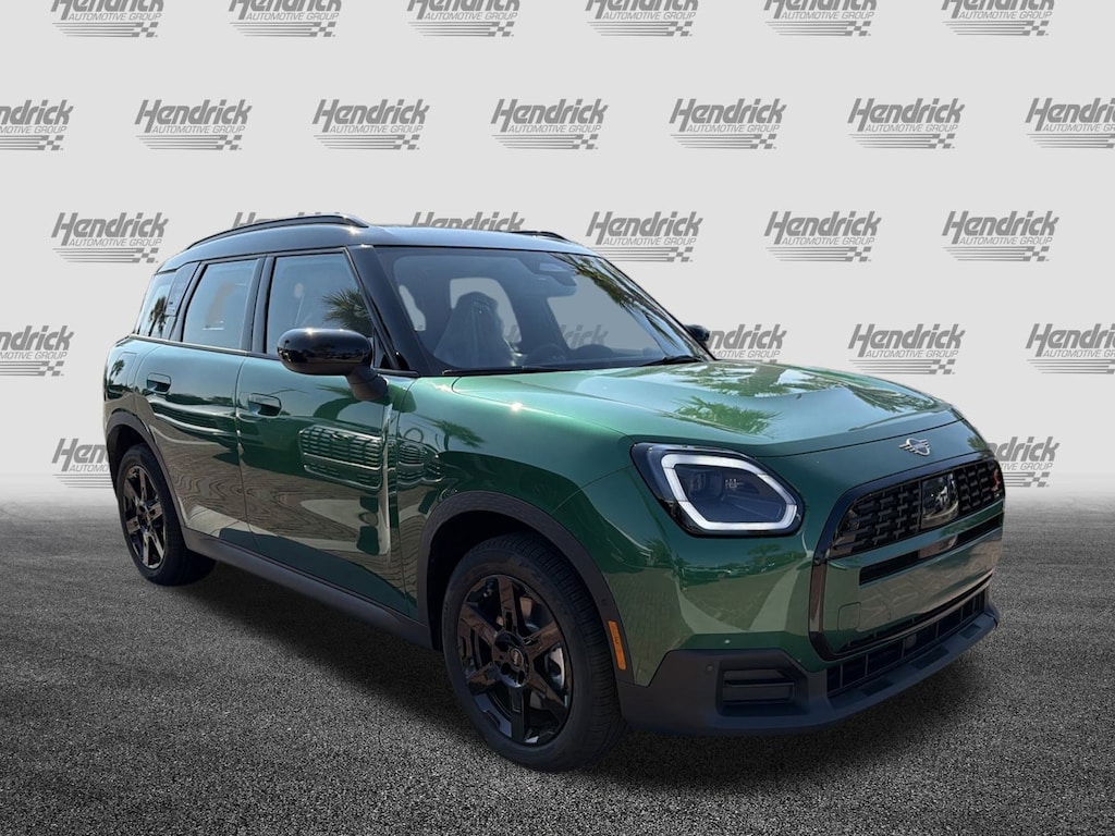 New 2026 MINI Countryman Signature Plus SUV