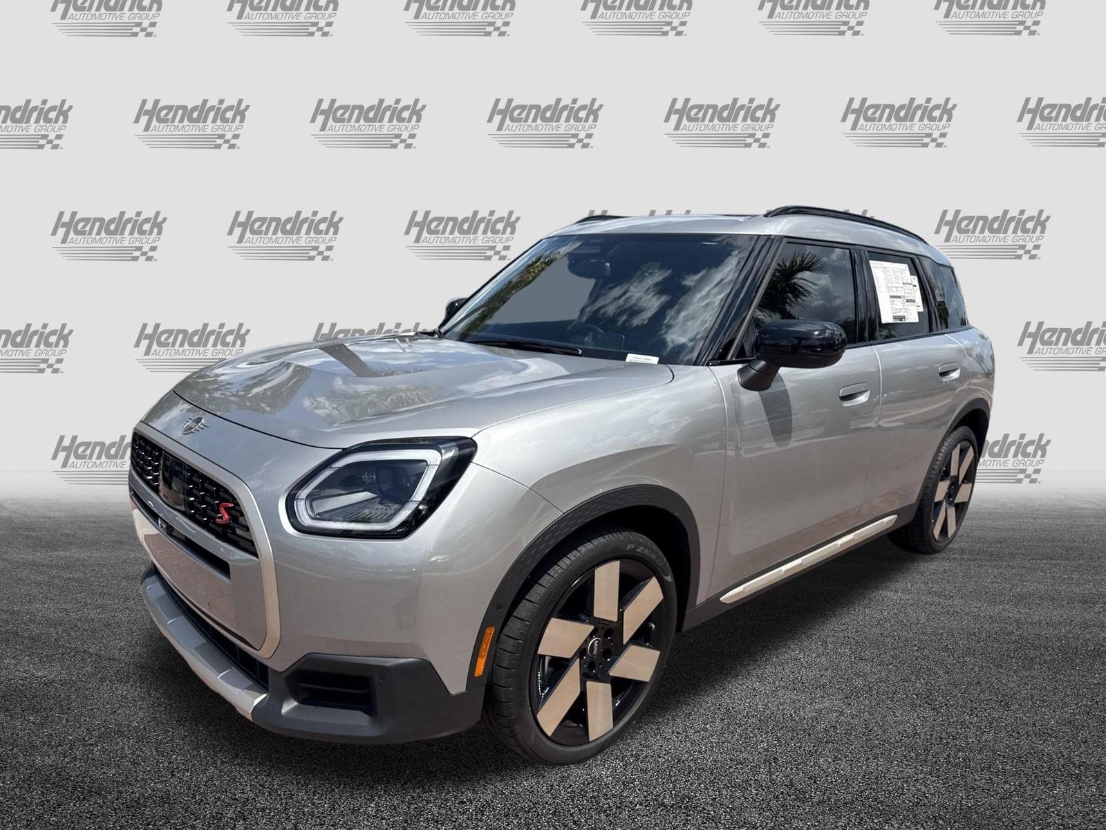 2025 MINI Countryman S ALL4 photo 5