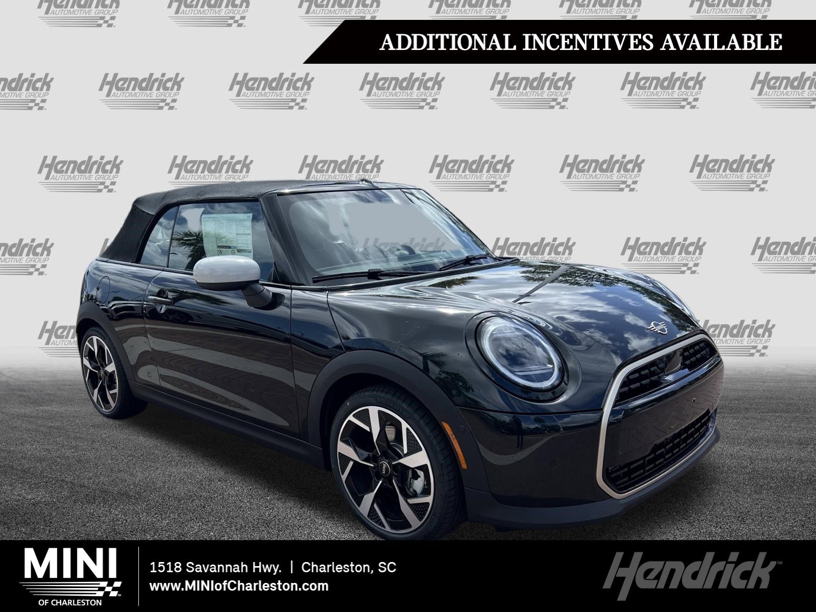 2026 MINI Convertible Cooper Signature's photo