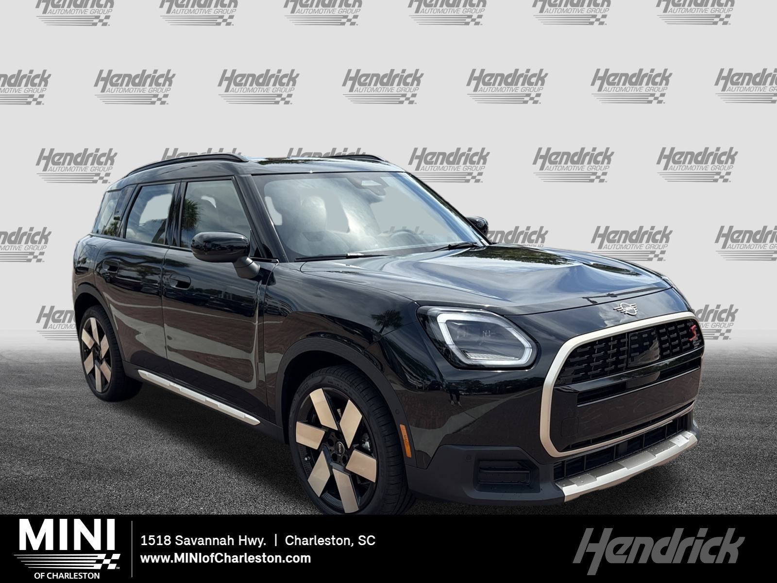 2025 MINI Countryman Signature Plus