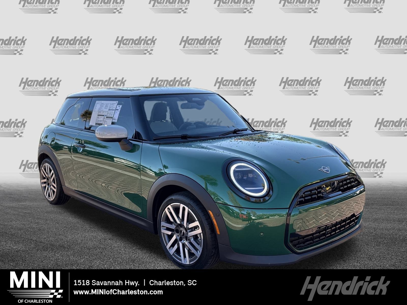 2026 MINI Hardtop 2 Door's photo