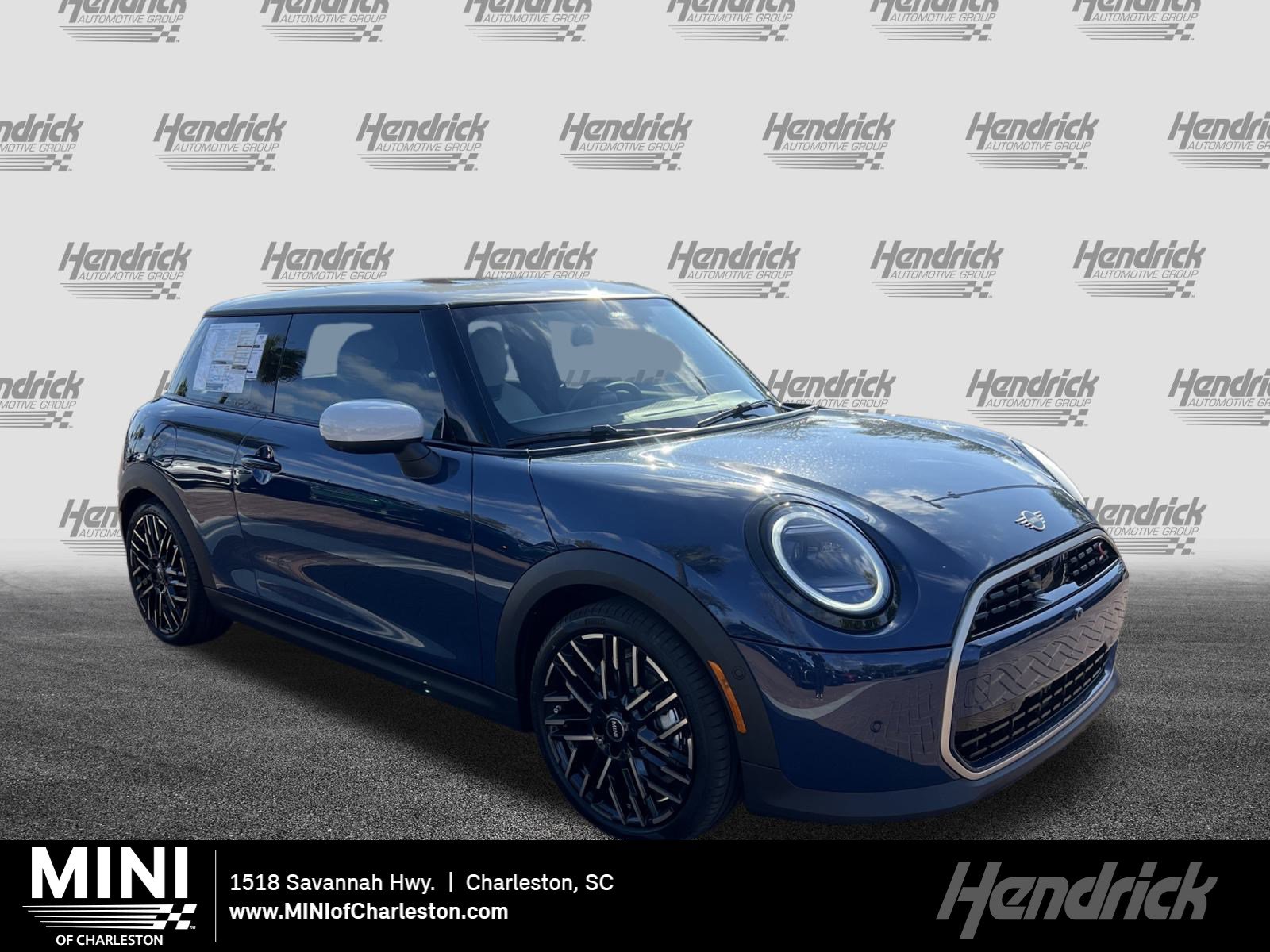 2026 MINI Hardtop 2 Door S's photo