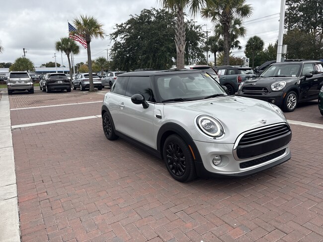 2019 MINI Cooper Hardtop 2 Door FWD Hatchback 2019 MINI Hardtop 2 Door Cooper Hatchback