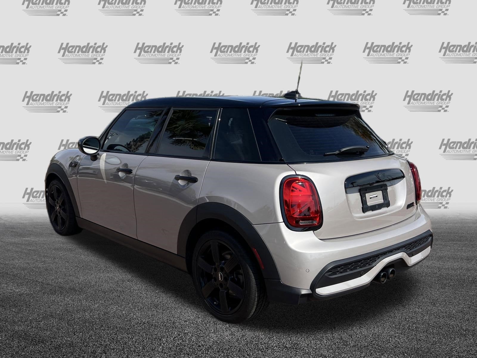 2023 MINI Hardtop 4 Door Cooper S photo 3