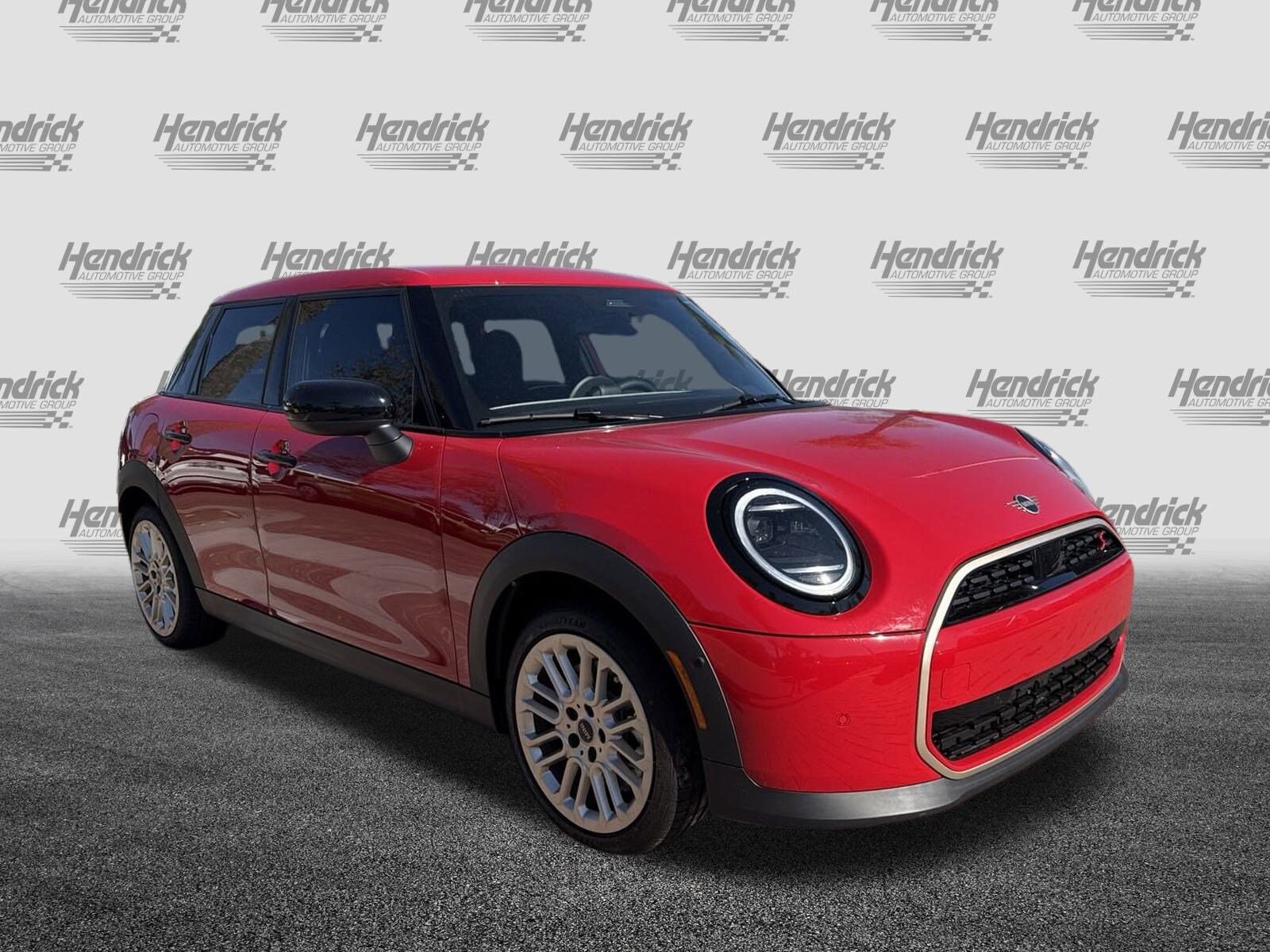 2025 Mini Cooper 4 Door Hardtop S photo 2