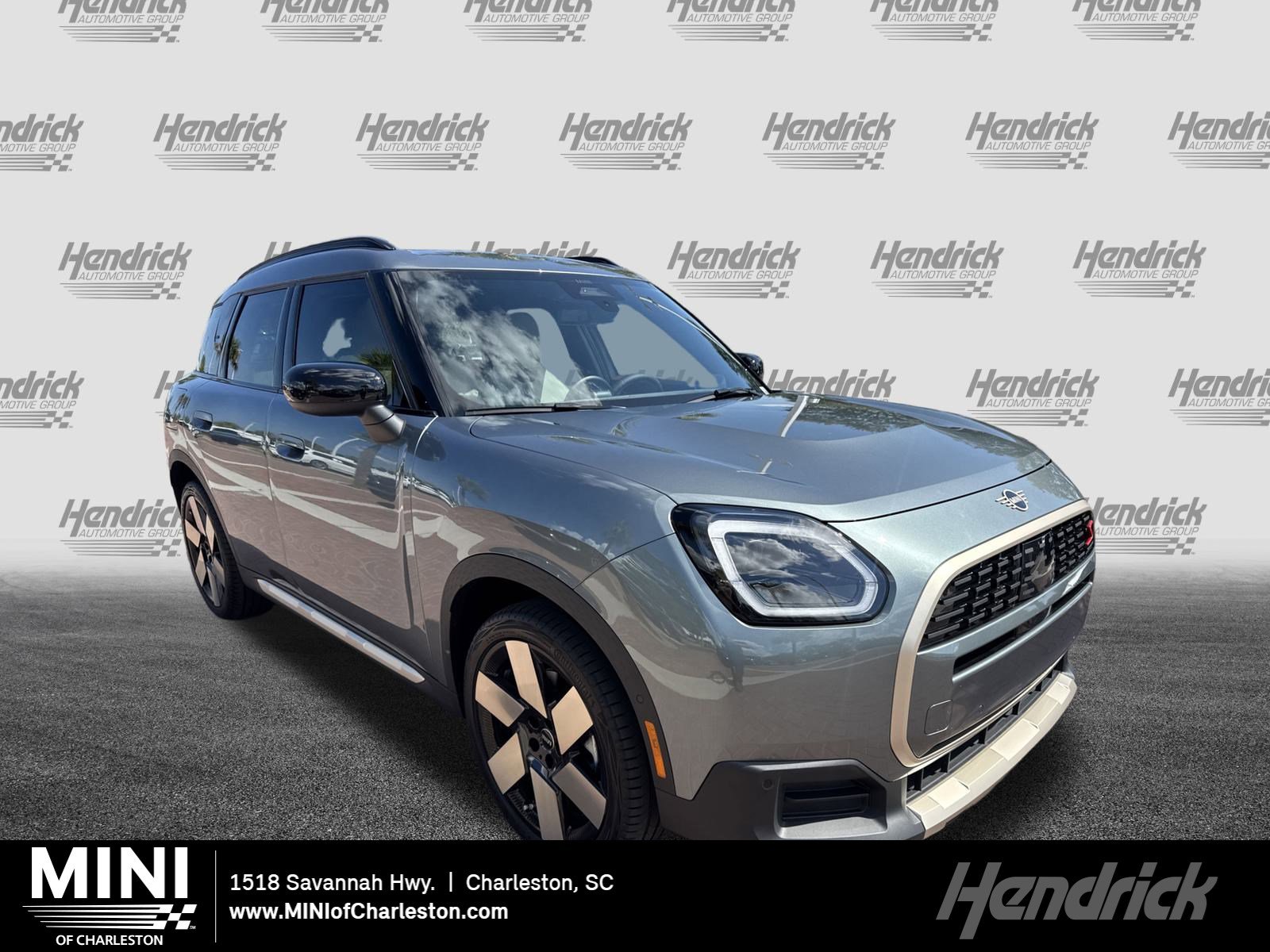 2025 MINI Countryman Signature Plus