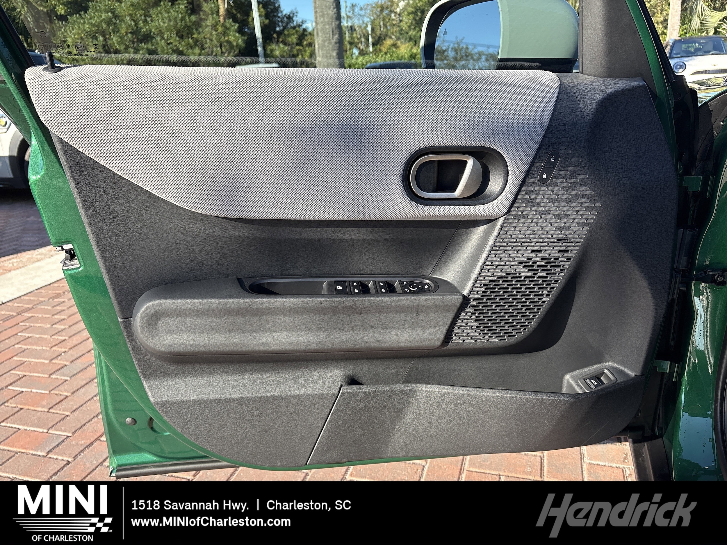 2026 MINI Hardtop 4 Door S's photo