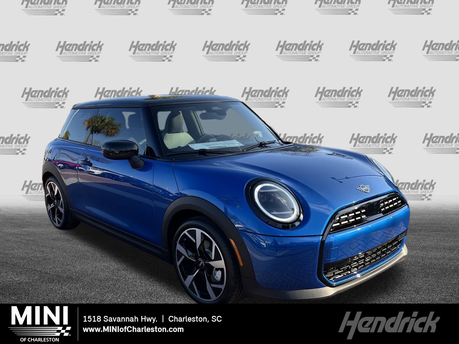 2026 MINI Hardtop 2 Door's photo