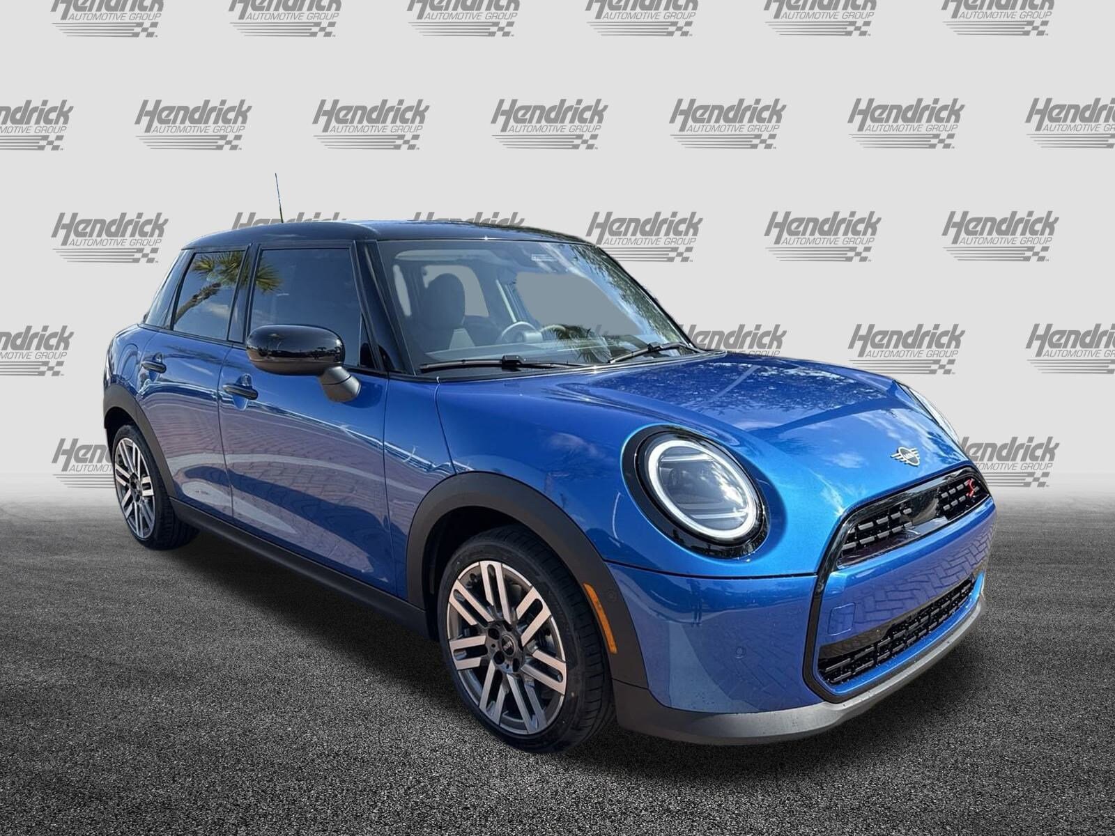 2025 Mini Cooper 4 Door Hardtop S photo 2