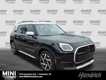 2026 MINI Countryman Iconic SUV