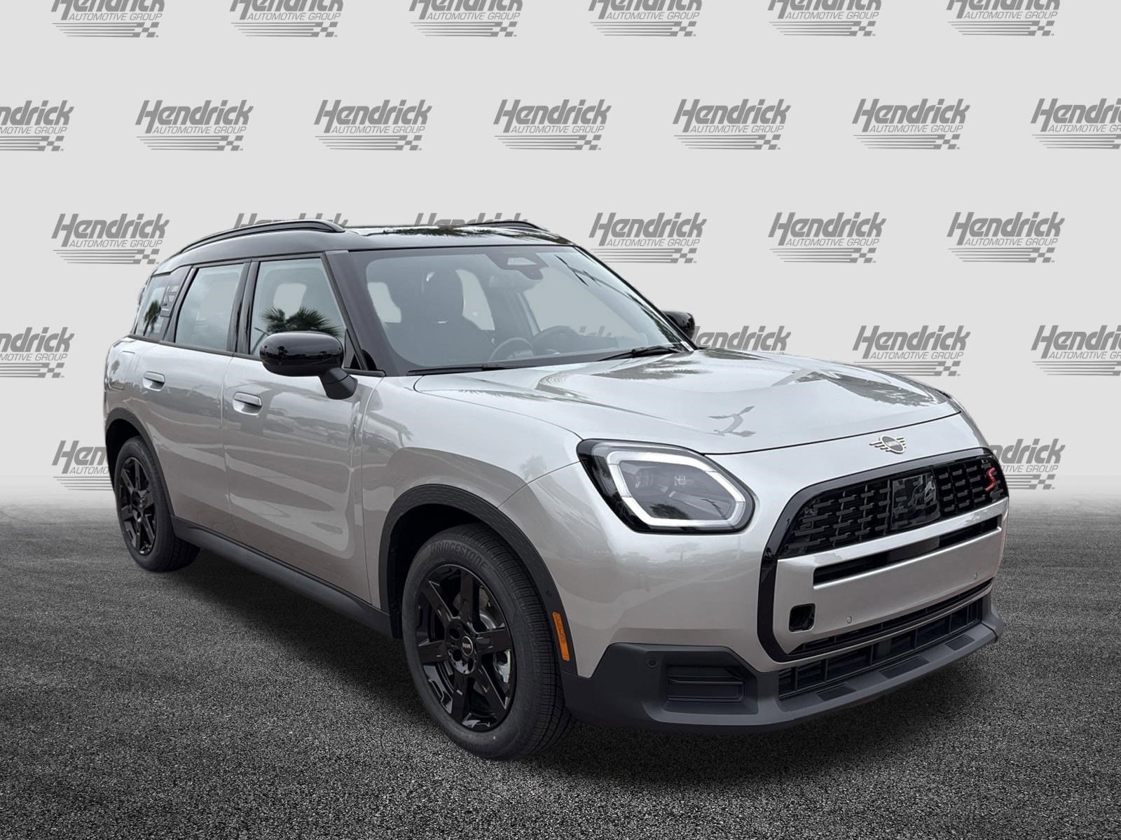 2026 MINI Countryman S photo 2