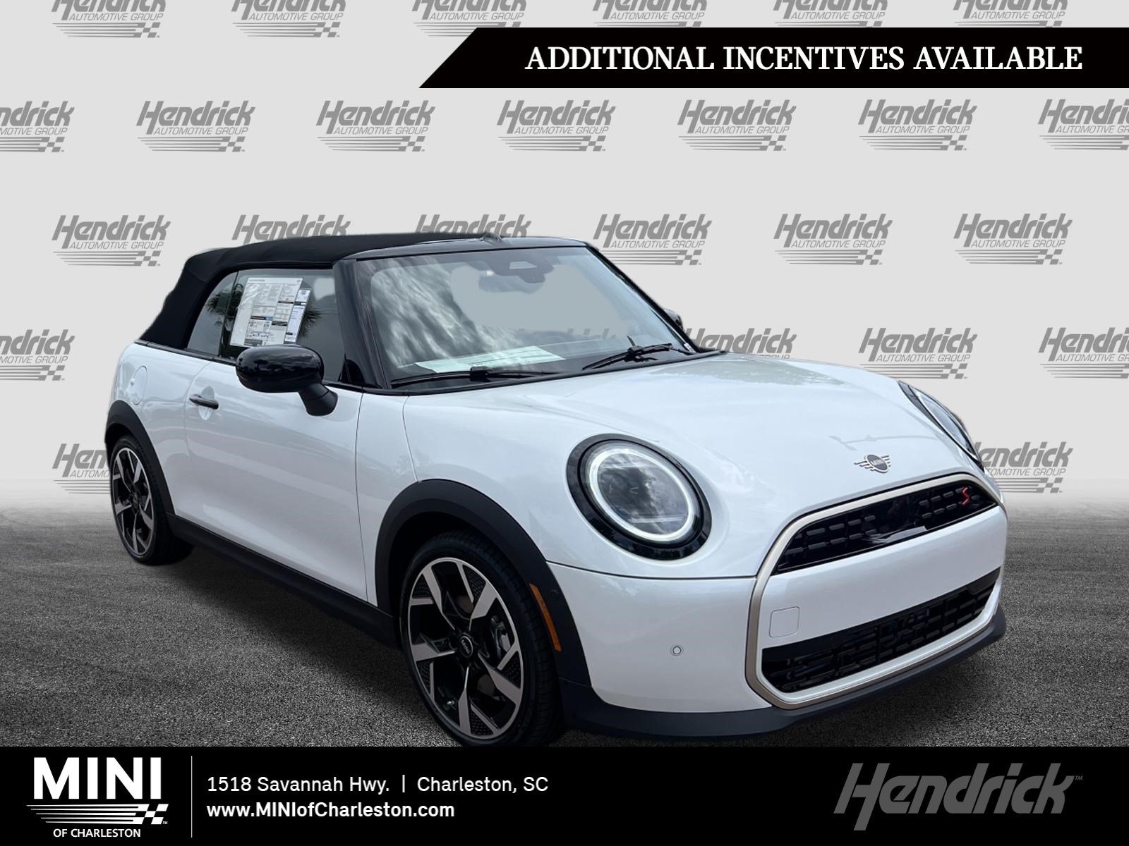 2026 MINI Convertible Cooper S Signature's photo