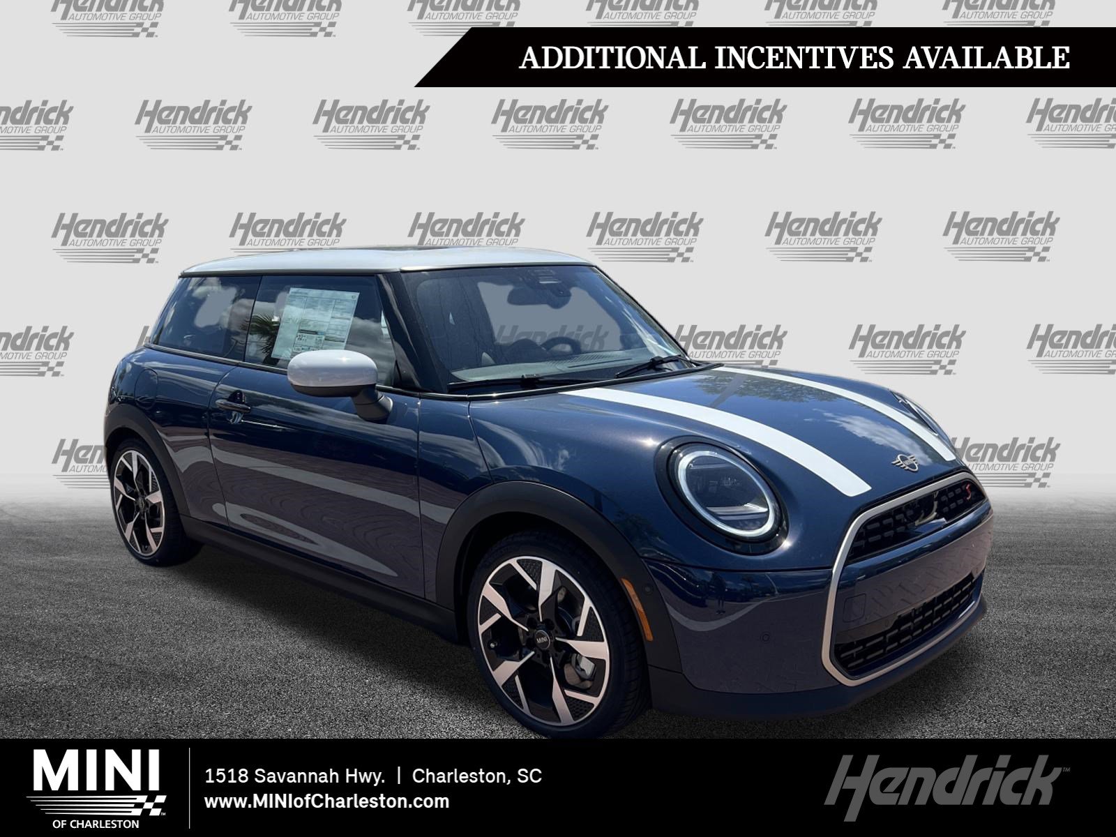 2026 MINI Hardtop Cooper S Signature's photo