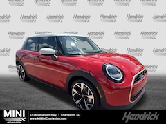 2025 MINI Hardtop 4 Door Signature Plus Hatchback