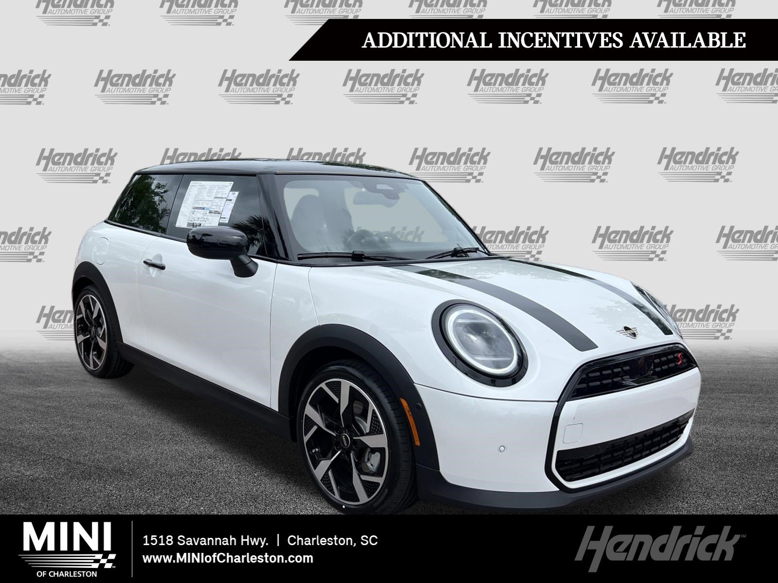 2026 MINI Hardtop Cooper S Signature's photo