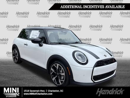 2026 MINI 2 Door Signature Plus Hatchback