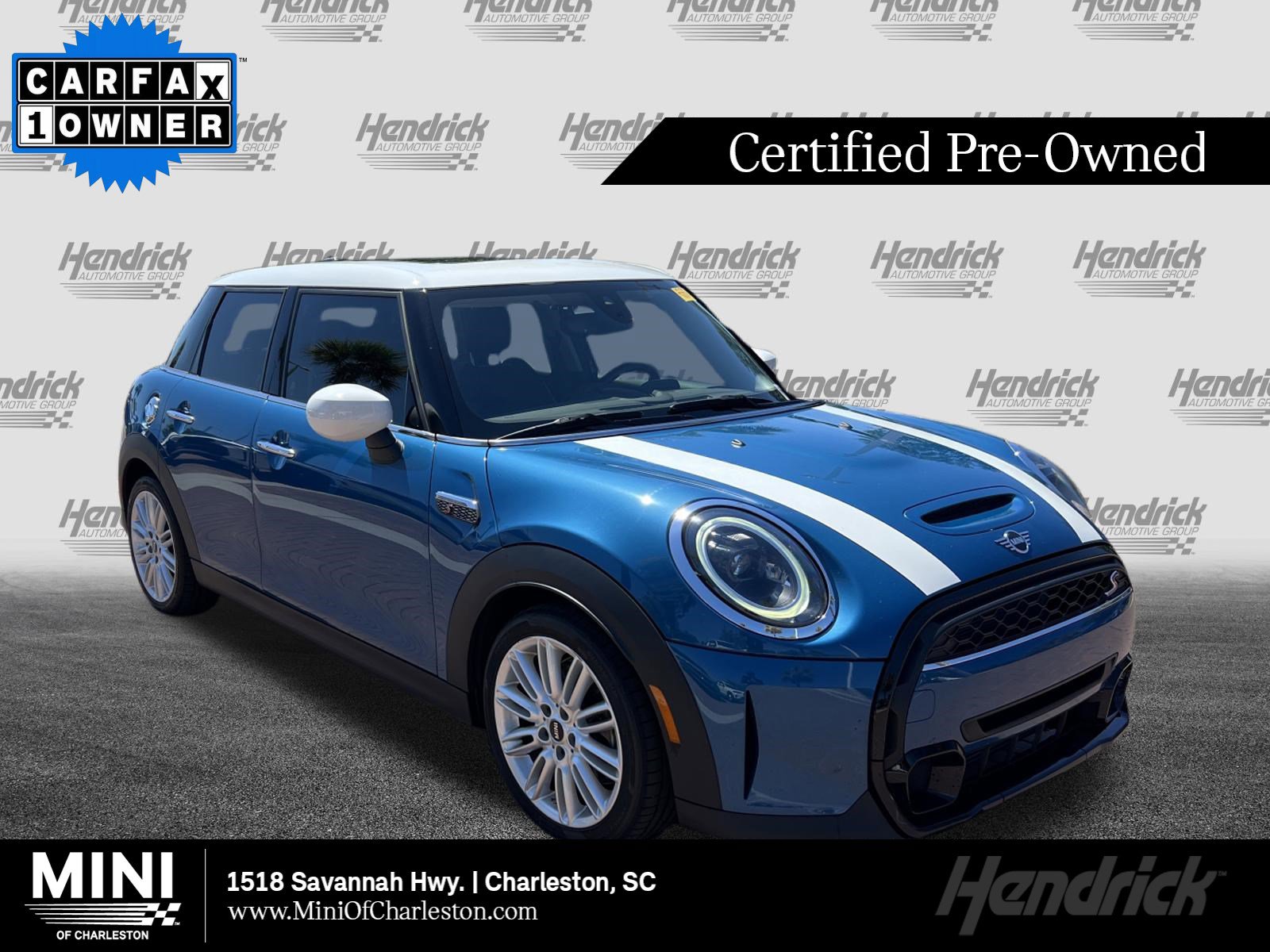 2023 MINI Hardtop Cooper S's photo