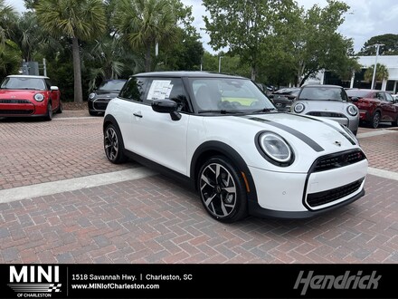 2026 MINI 2 Door Signature Plus Hatchback