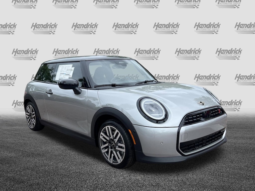 New 2026 MINI 2 Door Signature Plus Hatchback
