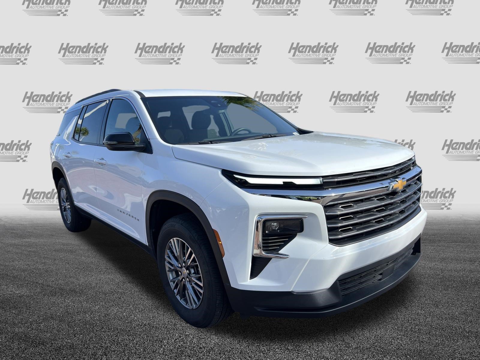 2025 Chevrolet Traverse FWD LT SUV