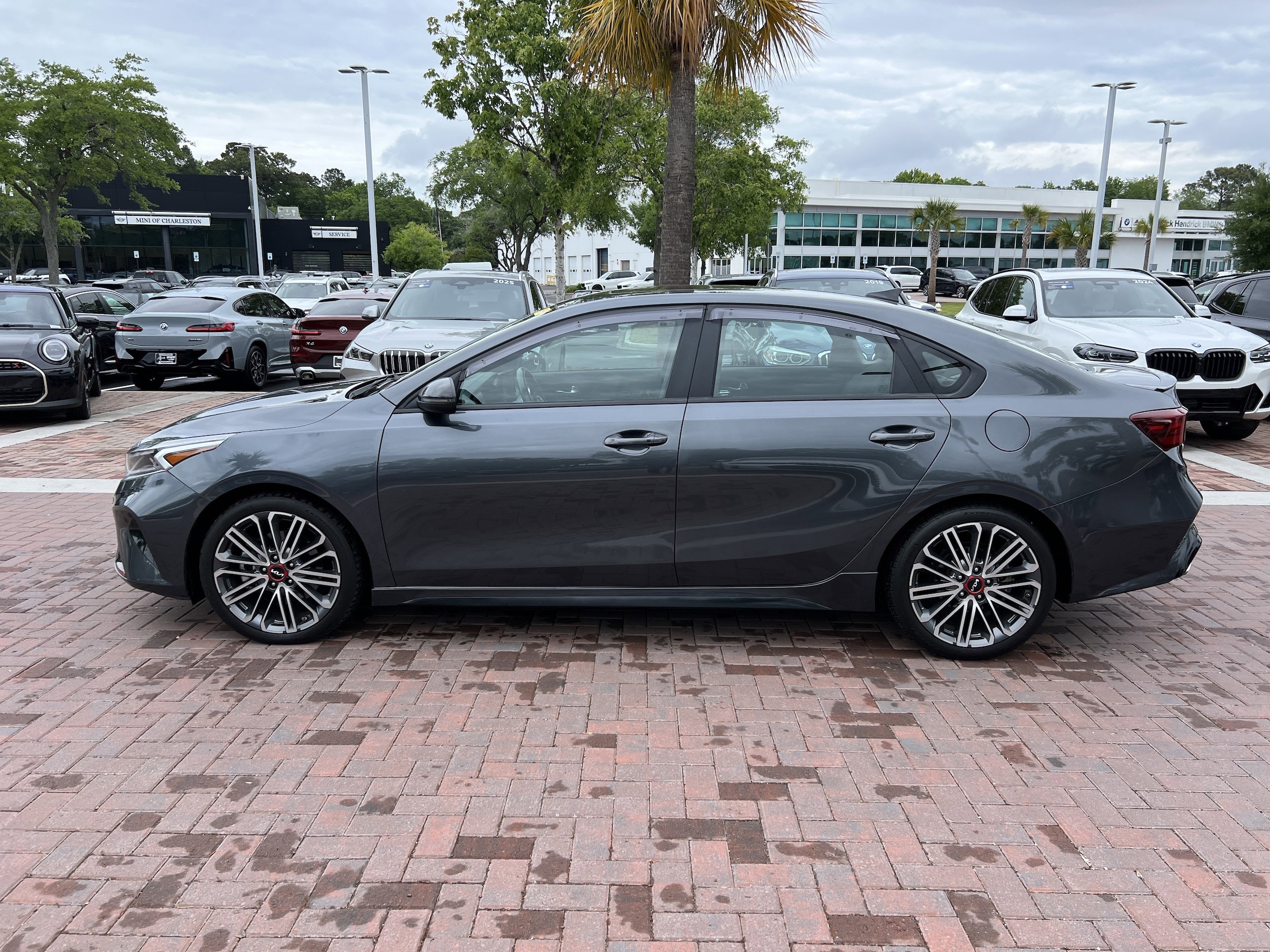 2022 Kia Forte GT photo 5