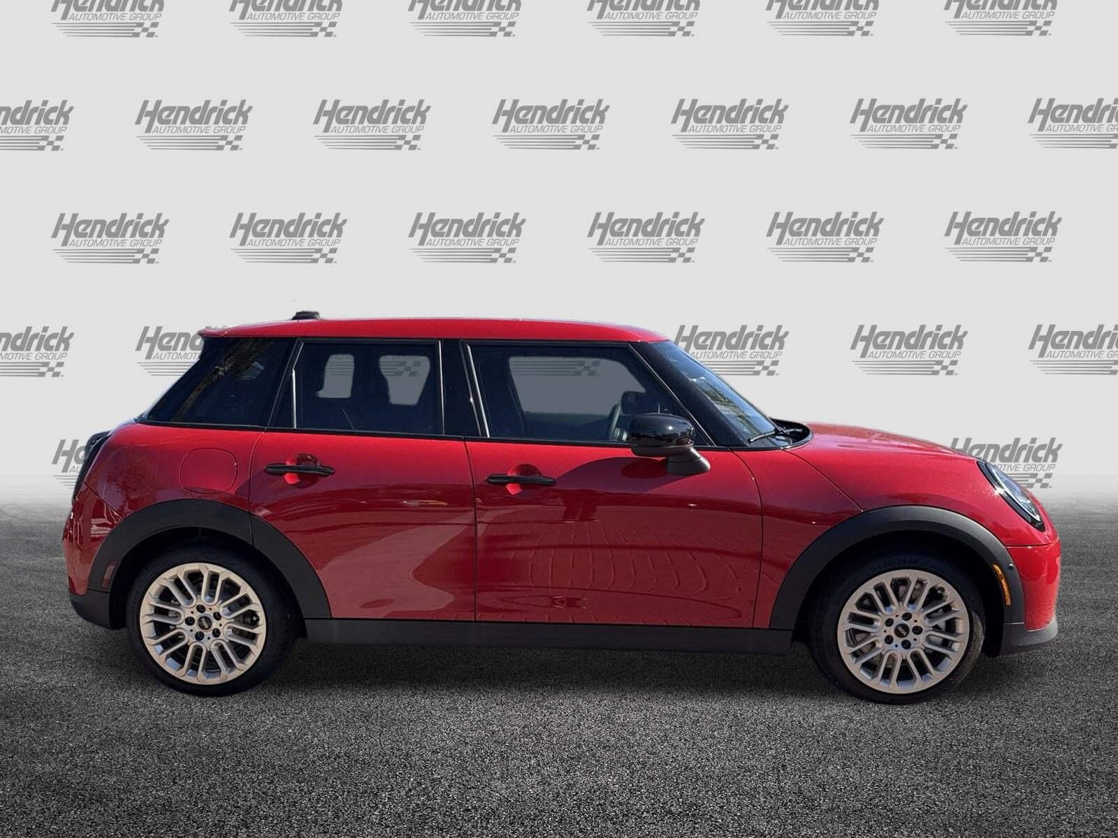 2025 Mini Cooper 4 Door Hardtop S photo 3