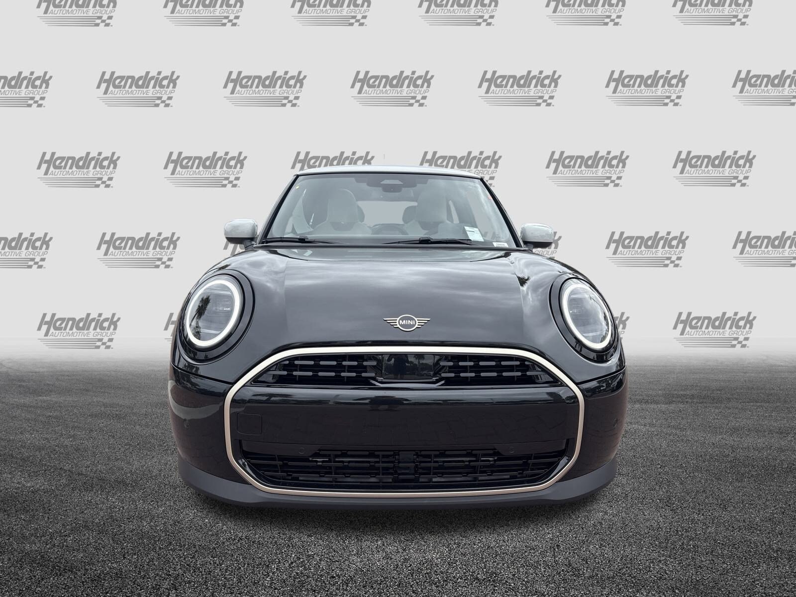 2026 Mini Cooper Signature photo 3