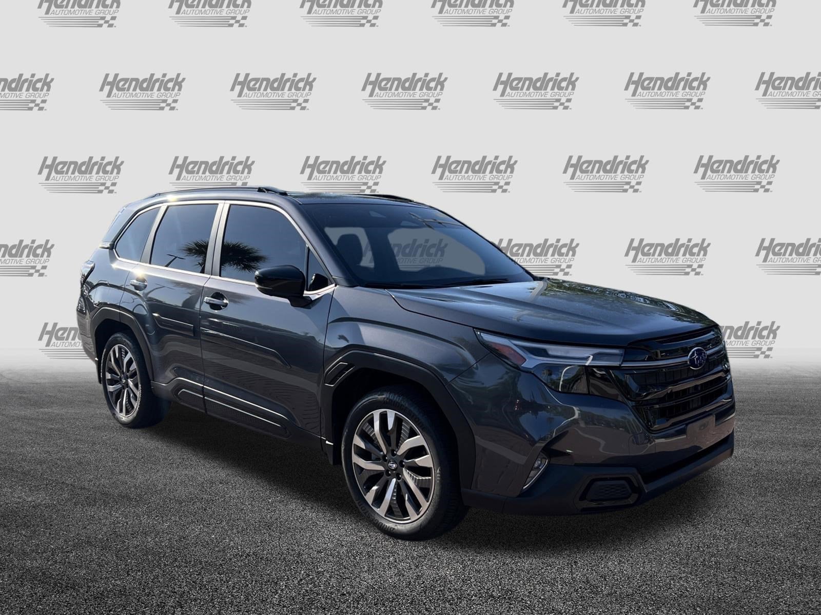 2025 Subaru Forester Touring photo 5